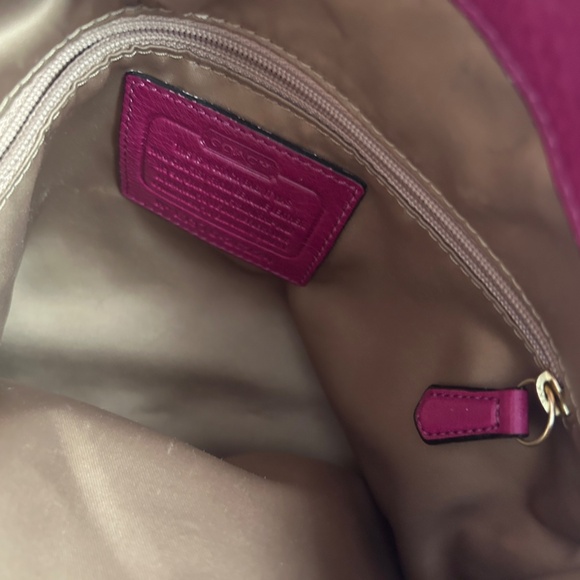 Coach Soft Leather "Edie" Handbag; Fuchsia, 2 Straps - Picture 13 of 13